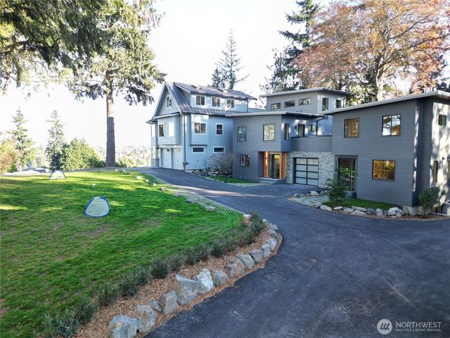 3949 A W Barrett Lane, Seattle, WA 98199