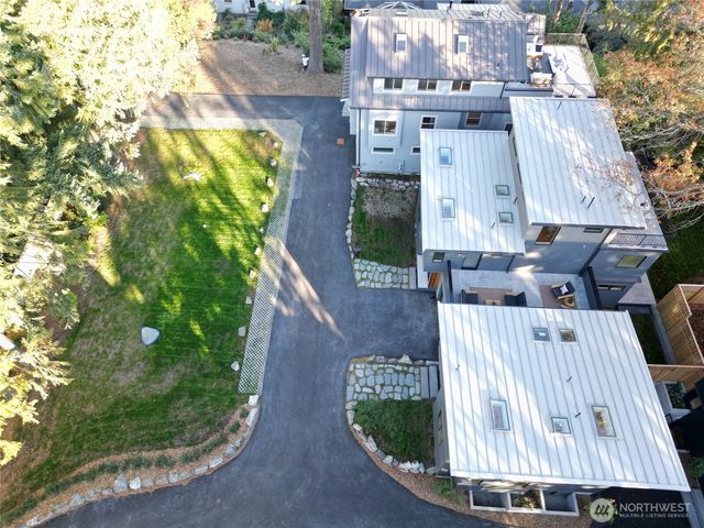 3949 A W Barrett Lane, Seattle, WA 98199