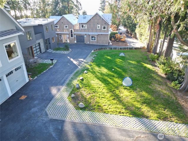 3949 A W Barrett Lane, Seattle, WA 98199