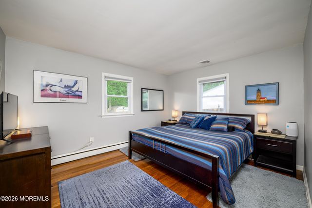 7 Boxwood Terrace, Toms River, NJ 08755