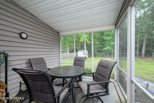 7 Boxwood Terrace, Toms River, NJ 08755