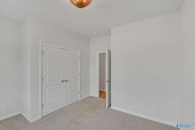 22002 Natures Cove Drive, Athens, AL 35613