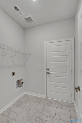 22002 Natures Cove Drive, Athens, AL 35613