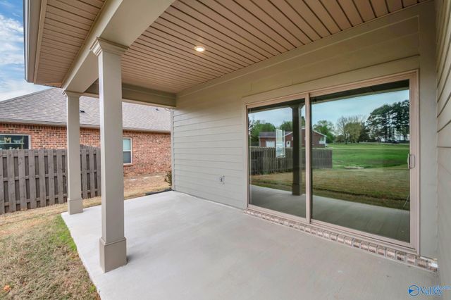 22002 Natures Cove Drive, Athens, AL 35613