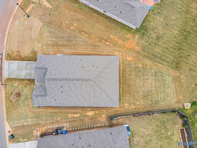 22002 Natures Cove Drive, Athens, AL 35613