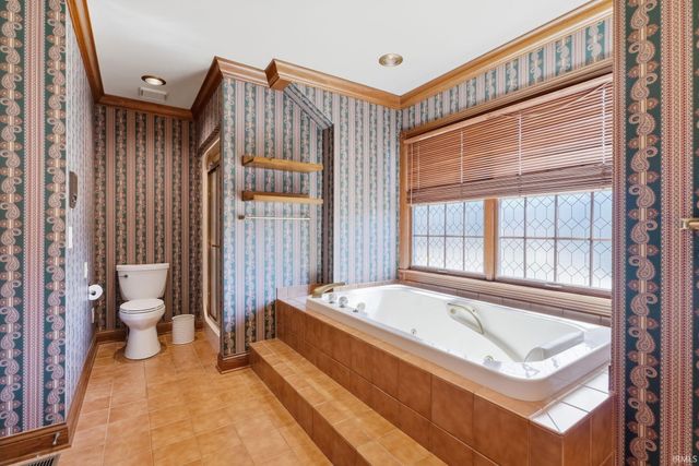 8928 McCutchan Place, Evansville, IN 47725