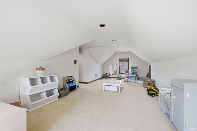 8928 McCutchan Place, Evansville, IN 47725