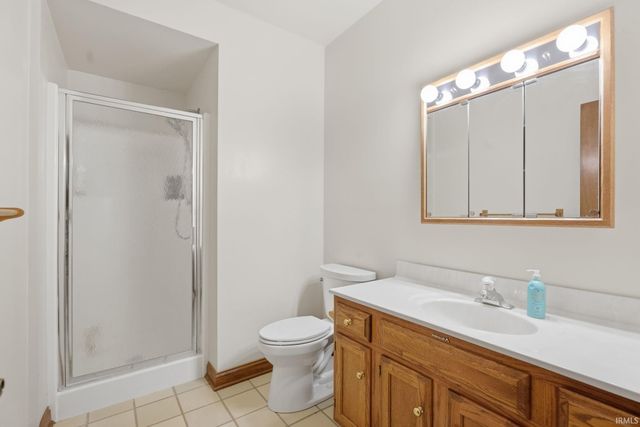 8928 McCutchan Place, Evansville, IN 47725