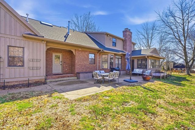 8928 McCutchan Place, Evansville, IN 47725