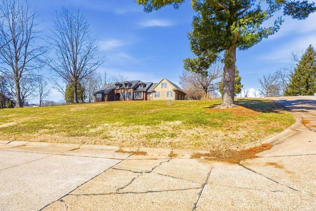 8928 McCutchan Place, Evansville, IN 47725