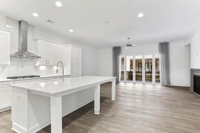 226 Devin NE Place, Atlanta, GA 30305