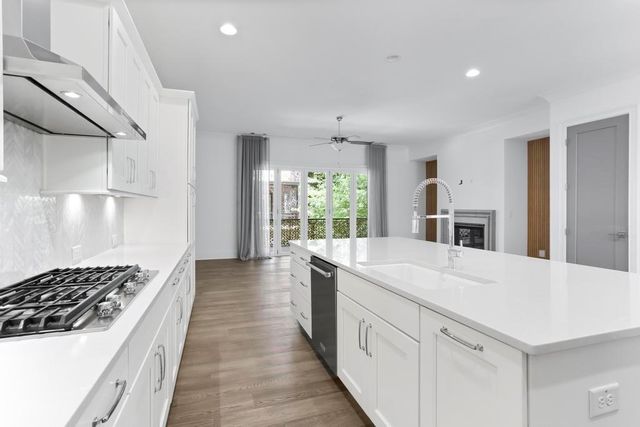 226 Devin NE Place, Atlanta, GA 30305