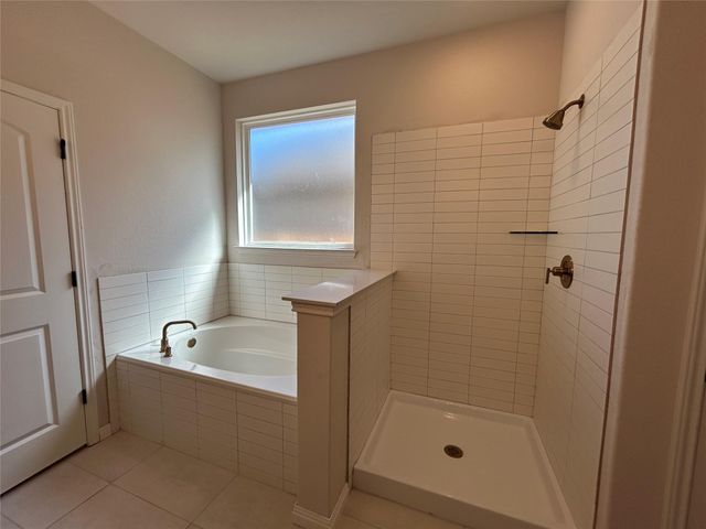 9812 Serene Bliss LN, Buda, TX 78610