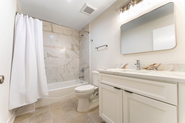 222 S Western Avenue A, Chicago, IL 60612