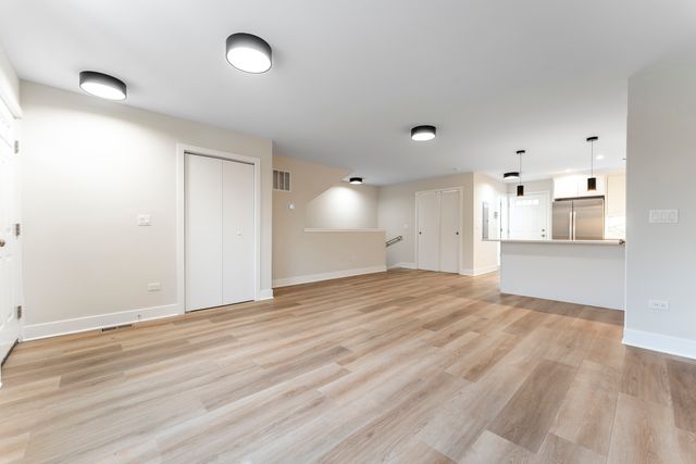 222 S Western Avenue A, Chicago, IL 60612