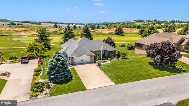 6796 ST ANNES DR, Fayetteville, PA 17222