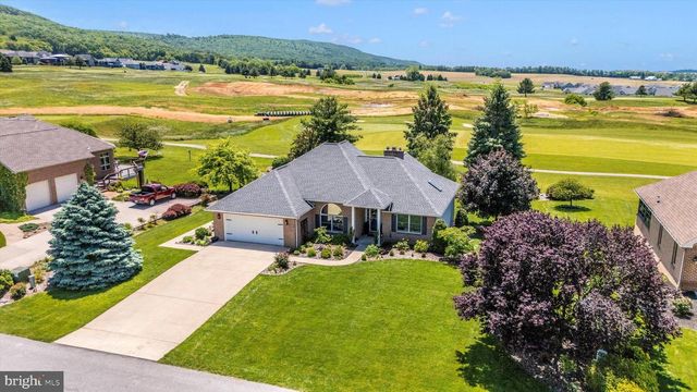 6796 ST ANNES DR, Fayetteville, PA 17222