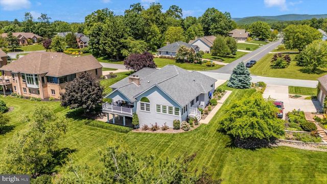 6796 ST ANNES DR, Fayetteville, PA 17222