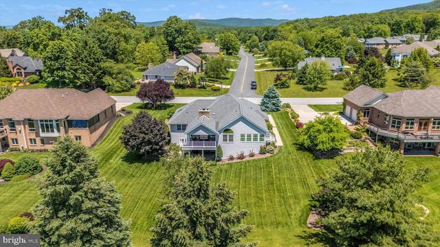 6796 ST ANNES DR, Fayetteville, PA 17222