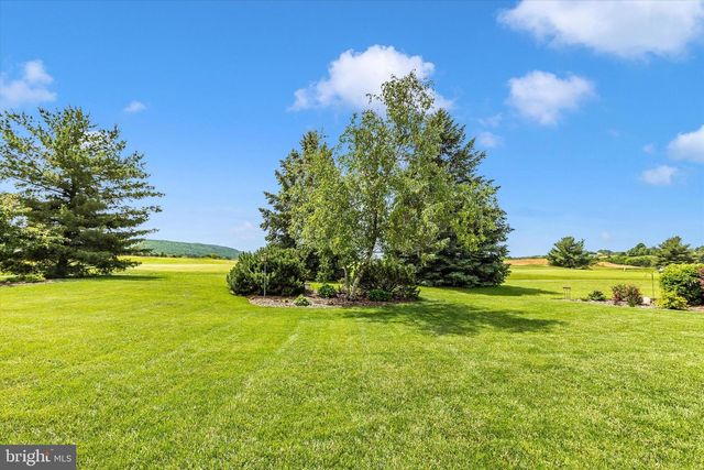 6796 ST ANNES DR, Fayetteville, PA 17222
