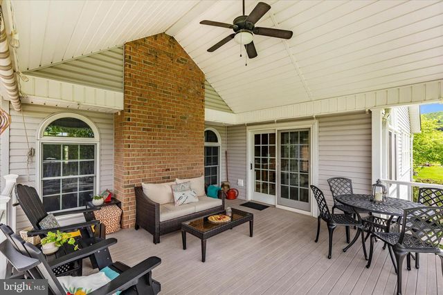 6796 ST ANNES DR, Fayetteville, PA 17222