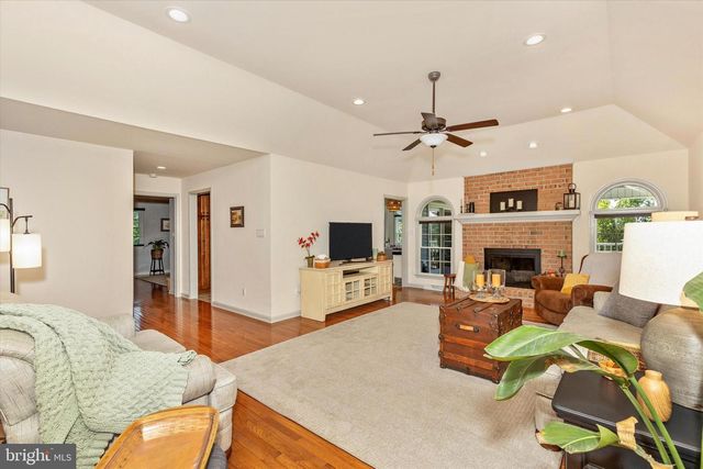 6796 ST ANNES DR, Fayetteville, PA 17222