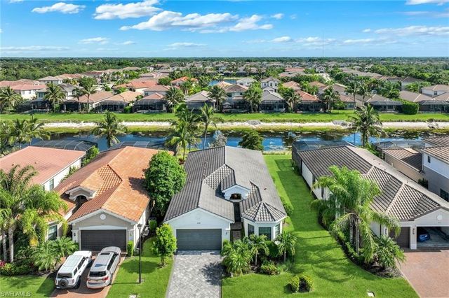 4118 Aspen Chase DR, Naples, FL 34119
