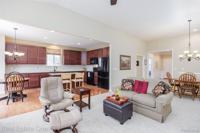 49539 Stillmeadow Court, Macomb Township, MI 48042