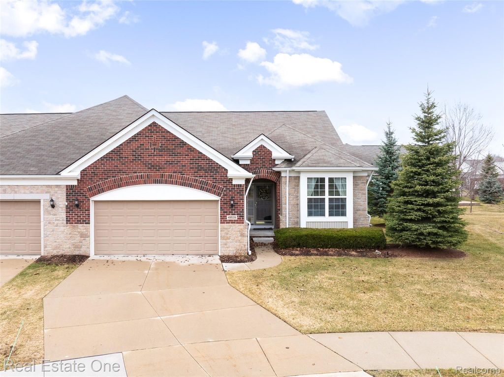 49539 Stillmeadow Court, Macomb Township, MI 48042