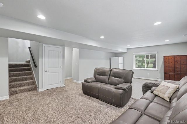 6414 Mountain Dale Drive, Colorado Springs, CO 80927
