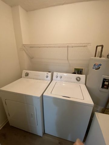 208 Beech St Apt G, Clarksville, TN 37042