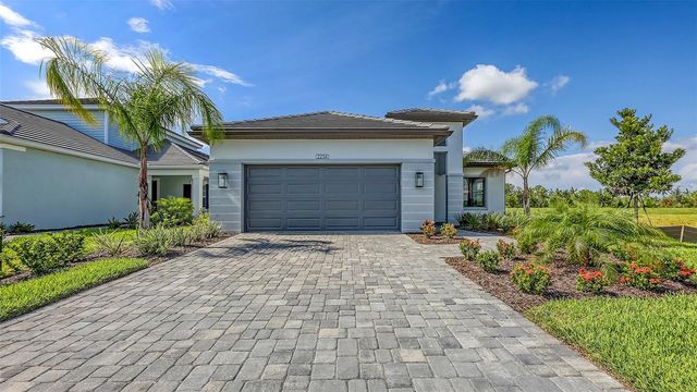 2234 LADY PALM LOOP, Bradenton, FL 34212