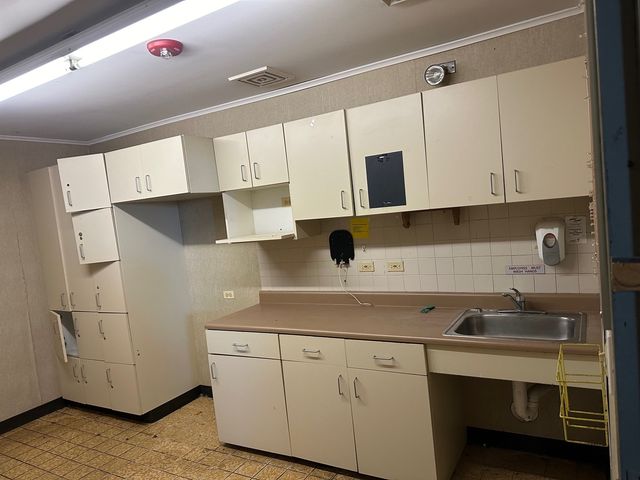 16150 S Harlem Avenue, Tinley Park, IL 60477