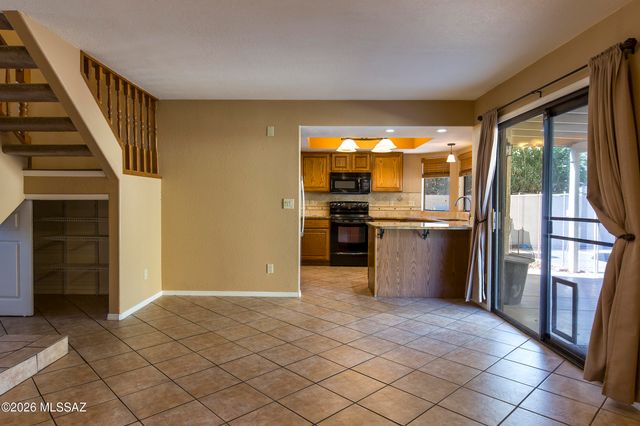 1160 W Lone Star Mine Place, Tucson, AZ 85737