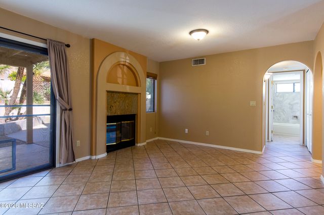 1160 W Lone Star Mine Place, Tucson, AZ 85737