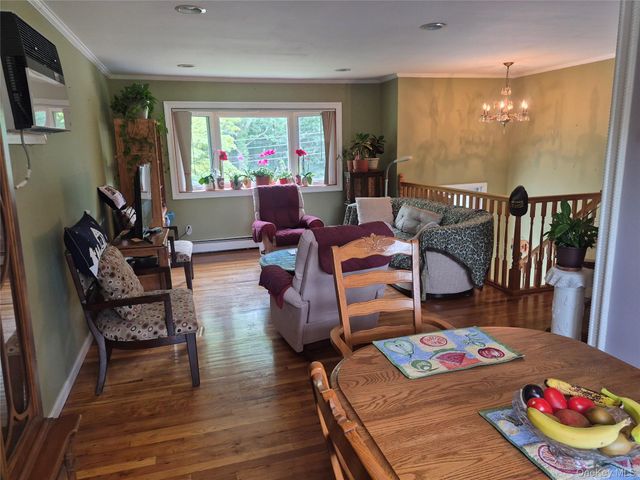 4401 Express Drive N, Ronkonkoma, NY 11779