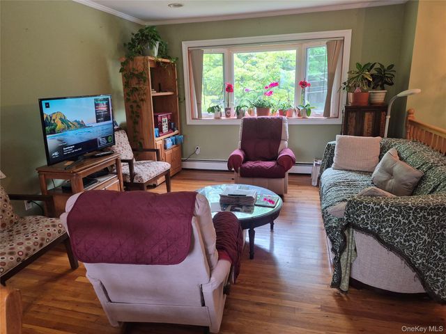 4401 Express Drive N, Ronkonkoma, NY 11779