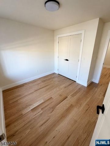10 Bruen Avenue, Irvington, NJ 07111