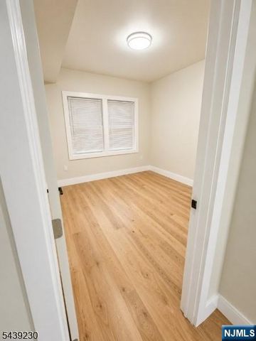 10 Bruen Avenue, Irvington, NJ 07111