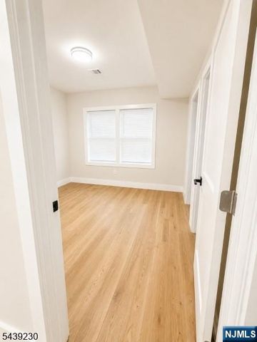 10 Bruen Avenue, Irvington, NJ 07111