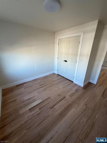 10 Bruen Avenue, Irvington, NJ 07111