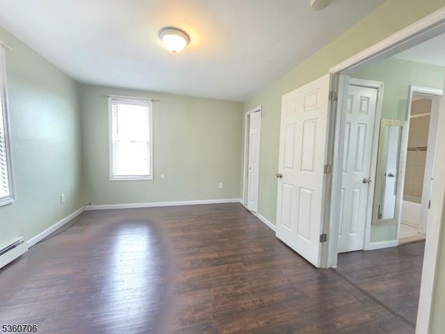 173 Monroe St, Rahway City, NJ 07065