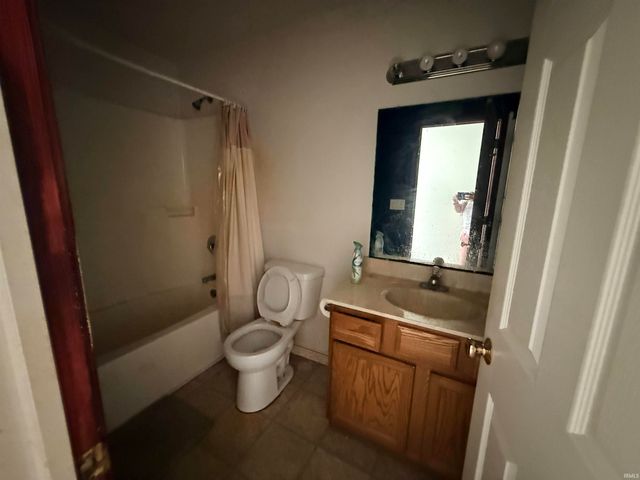 3001 N Erwin Road, West Lafayette, IN 47906