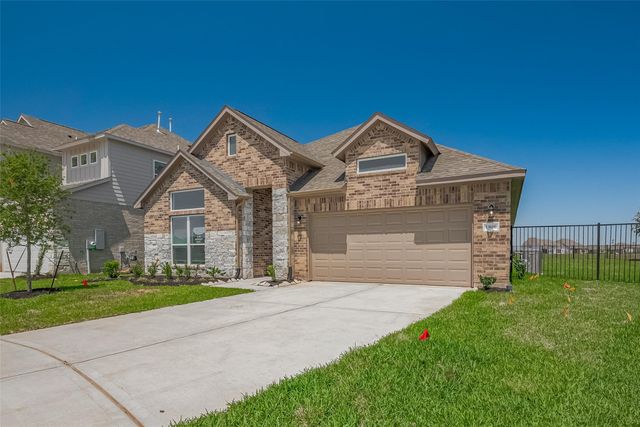 13616 Ballast Green Drive, Texas City, TX 77568