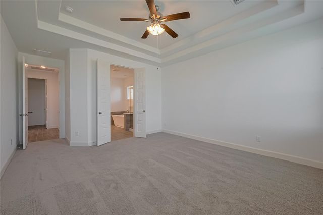 13616 Ballast Green Drive, Texas City, TX 77568