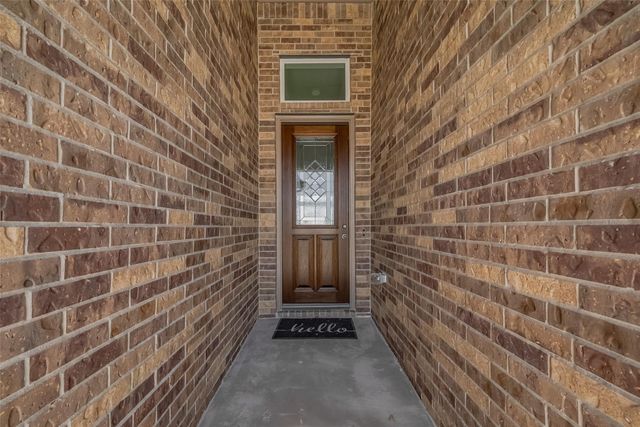 13616 Ballast Green Drive, Texas City, TX 77568