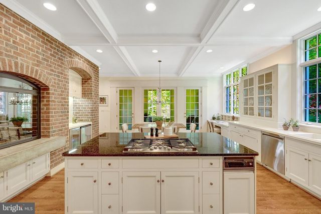 1110 BROOK VALLEY LN, Mclean, VA 22102