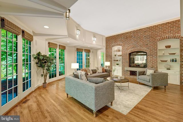 1110 BROOK VALLEY LN, Mclean, VA 22102