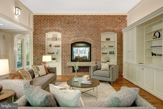 1110 BROOK VALLEY LN, Mclean, VA 22102
