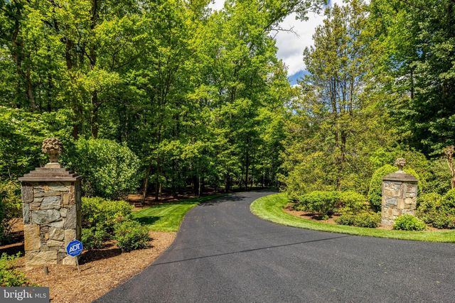1110 BROOK VALLEY LN, Mclean, VA 22102
